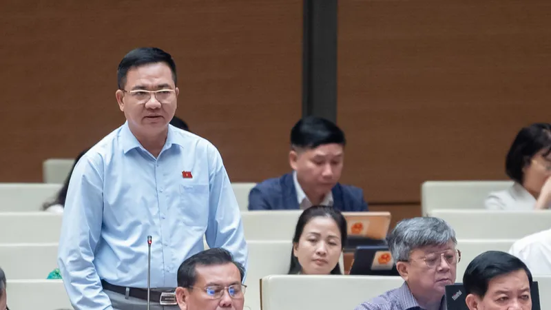 Thu thập thông tin sinh trắc học về mắt, nên chăng?