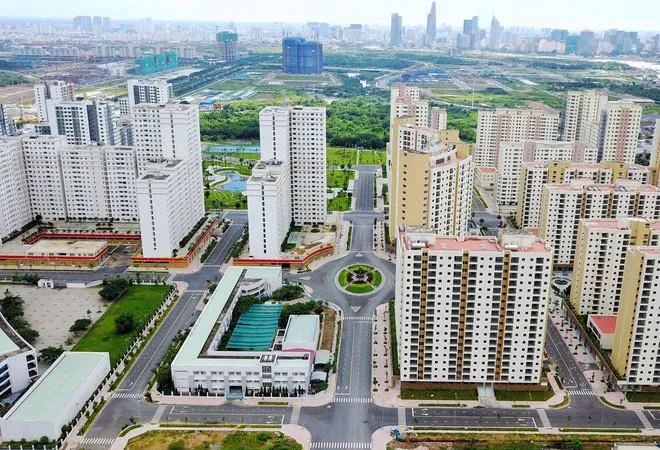 Dự thảo Luật Nhà ở (sửa đổi) đã bỏ thủ tục công nhận chủ đầu tư; đồng thời bổ sung quy định chuyển tiếp đối với trường hợp này. Ảnh minh hoạ 