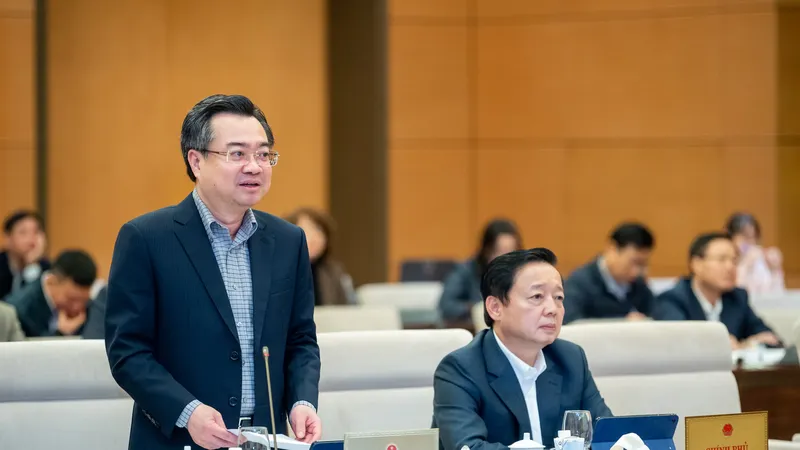 Bộ trưởng Bộ Xây dựng Nguyễn Thanh Nghị giải trình về nhà ở công vụ