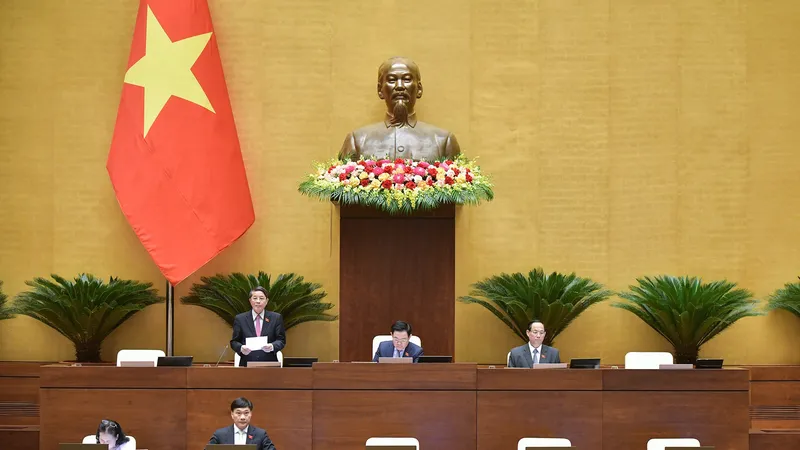 Phó Chủ tịch Quốc hội Nguyễn Đức Hải điều hành phiên họp. Ảnh: VIẾT CHUNG 