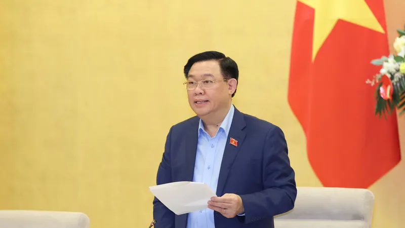 Chủ tịch Quốc hội Vương Đình Huệ khẳng định, các nội dung khác chưa đầy đủ hồ sơ, chưa làm đúng quy trình thì dứt khoát không đưa vào chương trình. Ảnh: QUANG PHÚC
