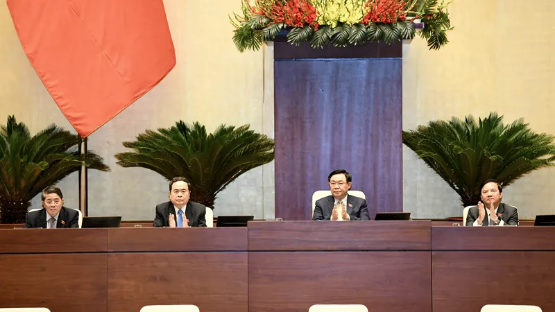 Chủ tịch Quốc hội Vương Đình Huệ; Phó Chủ tịch Thường trực Quốc hội Trần Thanh Mẫn; Phó Chủ tịch Quốc hội Nguyễn Khắc Định; Phó Chủ tịch Quốc hội Nguyễn Đức Hải dự Hội nghị tổng kết hoạt động của Đoàn ĐBQH các tỉnh, thành phố năm 2023, triển khai nhiệm vụ năm 2024