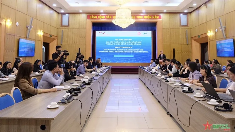 Quang cảnh buổi công bố 