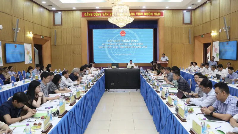 Quang cảnh cuộc họp Hội đồng thẩm định hồ sơ quy hoạch TPHCM thời kỳ 2021 - 2030, tầm nhìn đến năm 2050