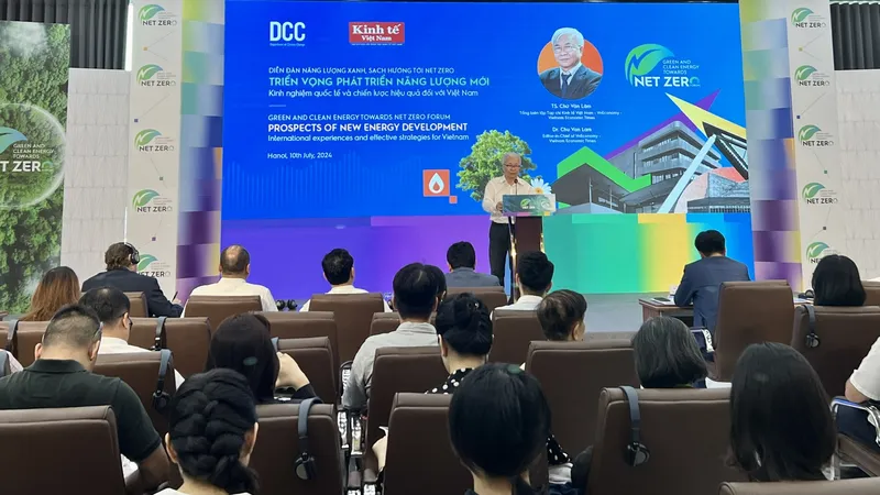 Quang cảnh diễn đàn 