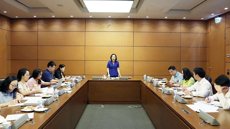 Phó Chủ tịch Quốc hội Nguyễn Thị Thanh chủ trì cuộc làm việc với Ban Công tác đại biểu