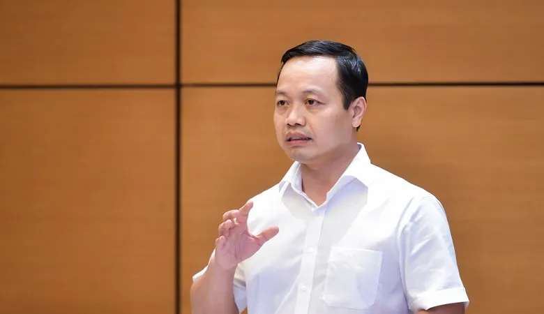 Thứ trưởng Bộ Tư pháp Trần Tiến Dũng