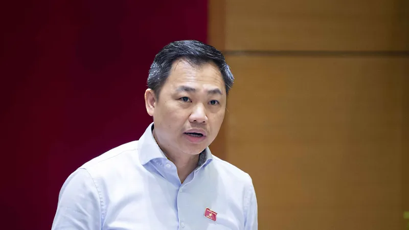 Phó Chủ nhiệm Ủy ban Kinh tế Nguyễn Đình Việt kết luận nội dung tọa đàm 