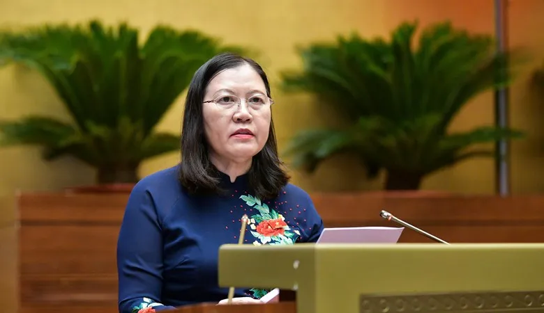 Chủ nhiệm Ủy ban Tư pháp Lê Thị Nga báo cáo giải trình, tiếp thu dự thảo luật