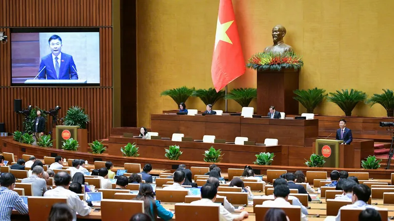 Quảng cảnh hội trường Diên Hồng. Ảnh: VIẾT CHUNG 