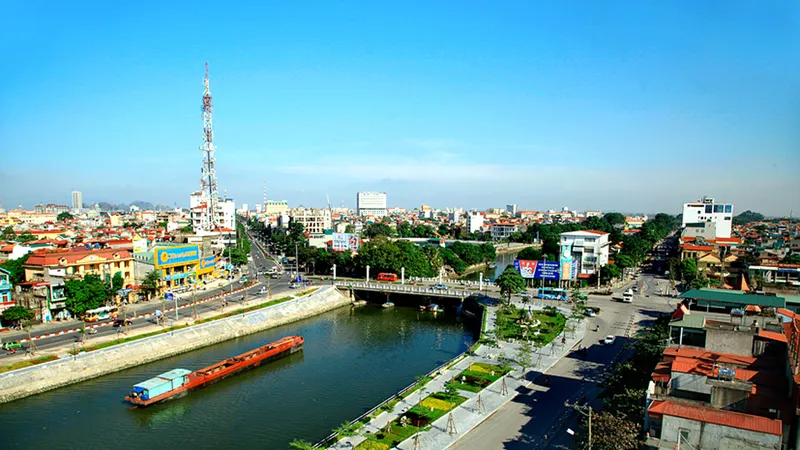 Thành phố Ninh Bình hiện tại sẽ được nhập nguyên trạng với huyện Hoa Lư để thành lập thành phố Hoa Lư