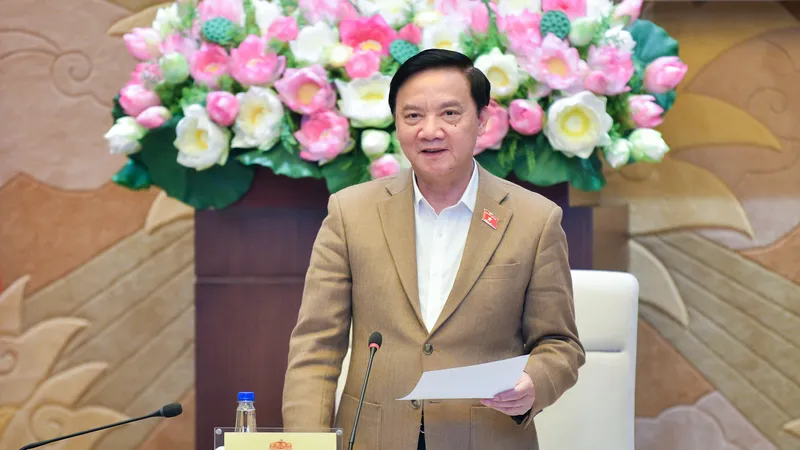 Phó Chủ tịch Quốc hội Nguyễn Khắc Định, Trưởng Ban Chỉ đạo chuyển đổi số của Quốc hội kết luận phiên họp
