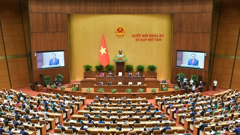 Tại kỳ họp thứ 8, Quốc hội khóa XV đã thông qua 18 luật, gần bằng 1/3 tổng số luật được thông qua từ đầu nhiệm kỳ. Ảnh: QUANG PHÚC 