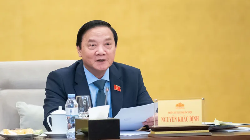 Phó Chủ tịch Quốc hội Nguyễn Khắc Định chủ trì cuộc họp