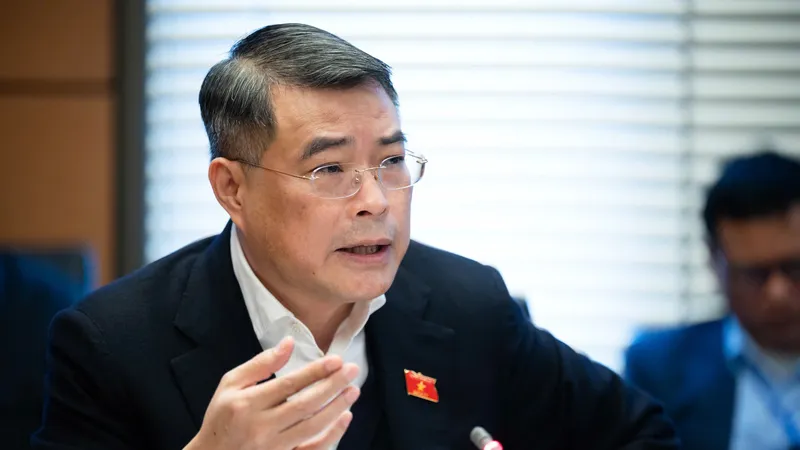 Trưởng Ban Tổ chức Trung ương Lê Minh Hưng phát biểu tại phiên họp tổ ĐBQH. Ảnh: Phạm Thắng 
