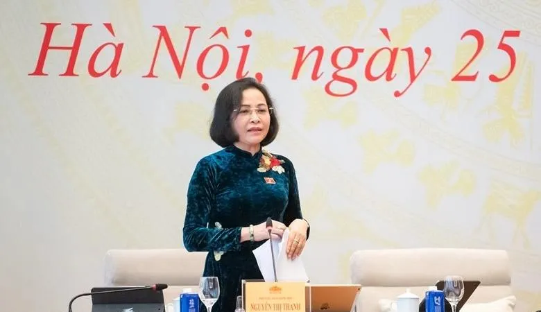 Phó Chủ tịch Quốc hội Nguyễn Thị Thanh điều hành phiên họp 