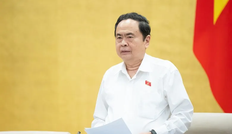 Chủ tịch Quốc hội Trần Thanh Mẫn phát biểu khai mạc phiên họp của UBTVQH sáng 14-4
