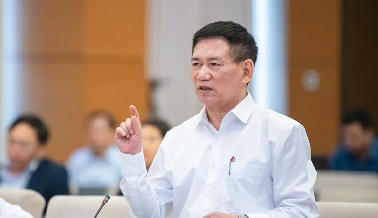 Phó Thủ tướng Chính phủ Hồ Đức Phớc khẳng định ngân sách năm nay "chịu đựng được"