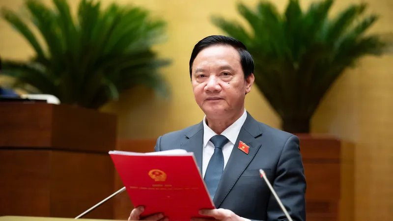 Phó Chủ tịch Quốc hội Nguyễn Khắc Định điều hành phiên họp. Ảnh: QUANG PHÚC