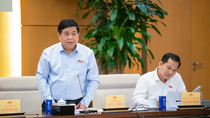 Phó Thủ tướng Nguyễn Chí Dũng yêu cầu Bộ Tài chính rà soát, cụ thể hóa tối đa các nhóm chính sách