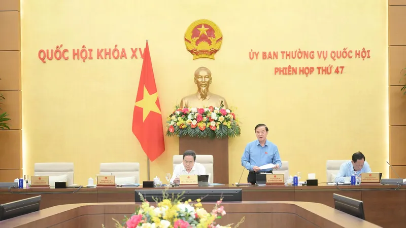Phó Chủ tịch Quốc hội Nguyễn Khắc Định kết luận nội dung thảo luận 