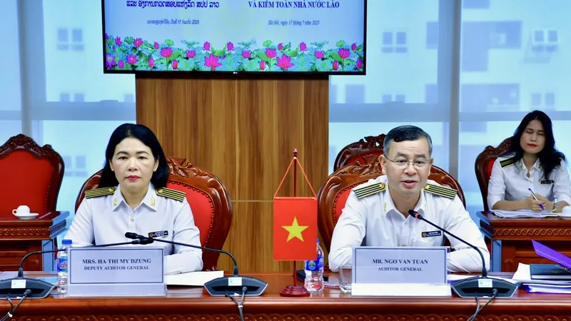 Lãnh đạo KTNN Việt Nam dự buổi tiếp