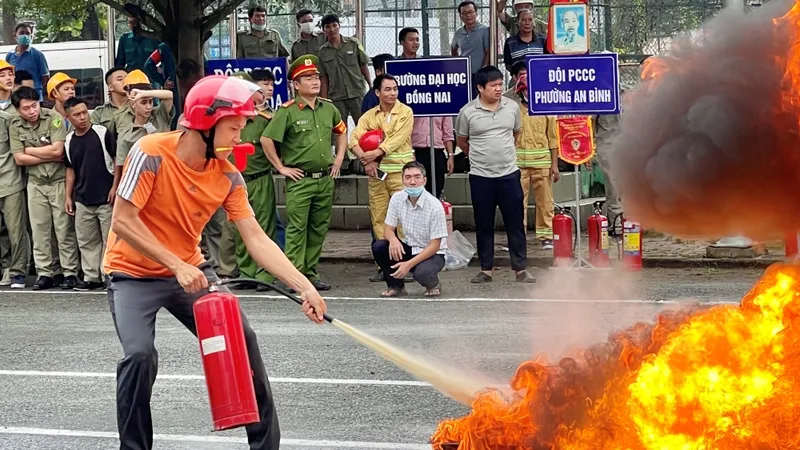 Luật Phòng cháy, chữa cháy được chỉnh sửa theo hướng tăng mức phạt đối với hành vi vi phạm. Ảnh minh họa