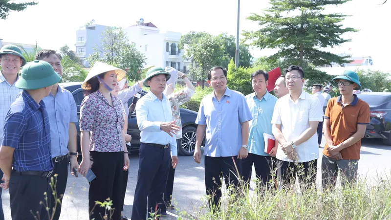 Đoàn giám sát khảo sát tại Cụm công nghiệp làng nghề Mẫn Xá (Bắc Ninh)