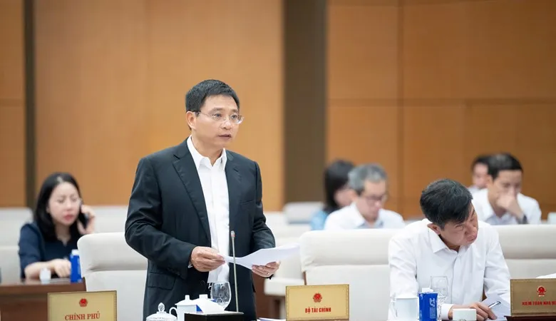 Bộ trưởng Bộ Tài chính Nguyễn Văn Thắng trình dự thảo Luật sửa đổi, bổ sung một số điều của Luật Giá