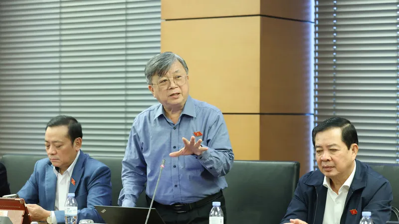 ĐB Trương Trọng Nghĩa (TPHCM). Ảnh: VIẾT CHUNG 