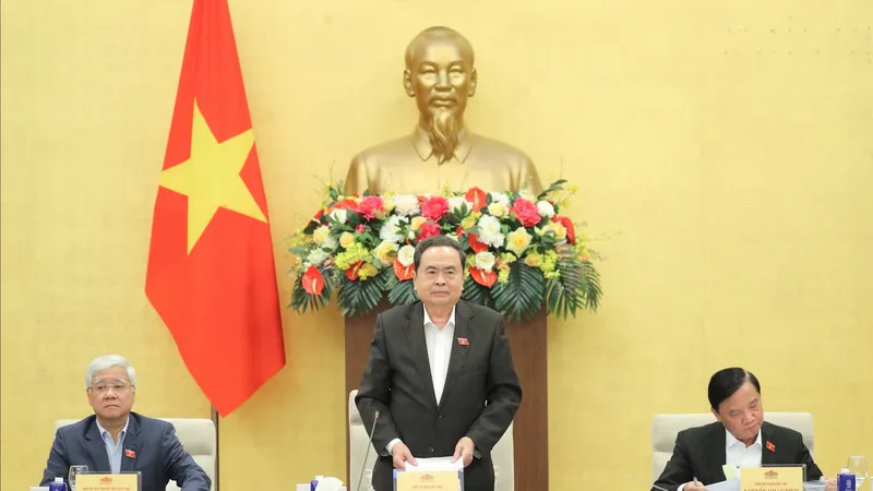Chủ tịch Quốc hội Trần Thanh Mẫn chủ trì cuộc họp