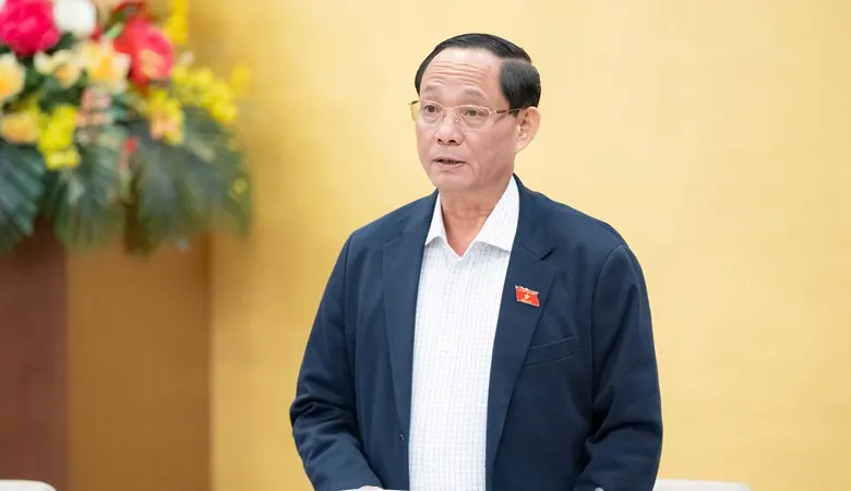 Phó Chủ tịch Quốc hội Trần Quang Phương điều hành phiên họp 