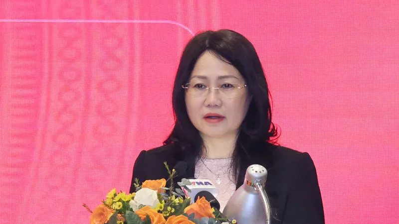 Thứ trưởng Thường trực Bộ VH-TT-DL Lâm Thị Phương Thanh phát biểu khai mạc hội nghị. Ảnh: QUANG PHÚC