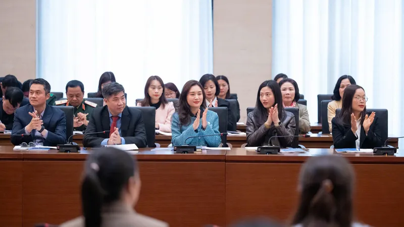 Bồi dưỡng kỹ năng cho người lần đầu ứng cử đại biểu Quốc hội 