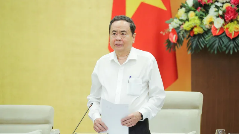 Chủ tịch Quốc hội Trần Thanh Mẫn chủ trì phiên họp, sáng 26-3
