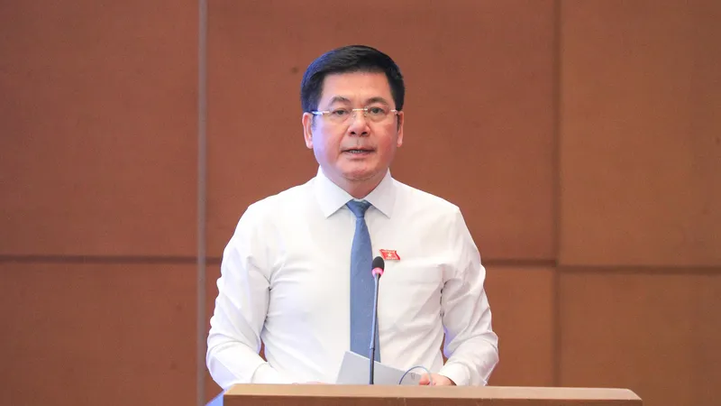 Phó Chủ tịch Quốc hội Nguyễn Hồng Diên phát biểu tại hội thảo. Ảnh: CẨM HÀ 