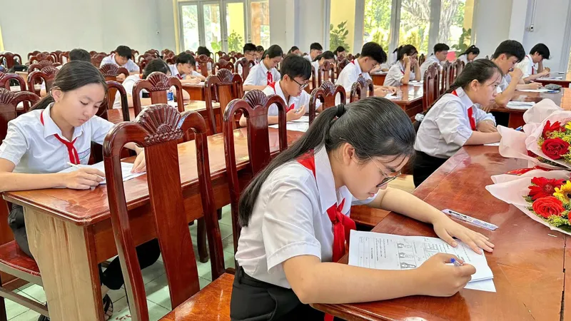 Xã Phú Giáo tổ chức vui học tiếng Anh cho học sinh