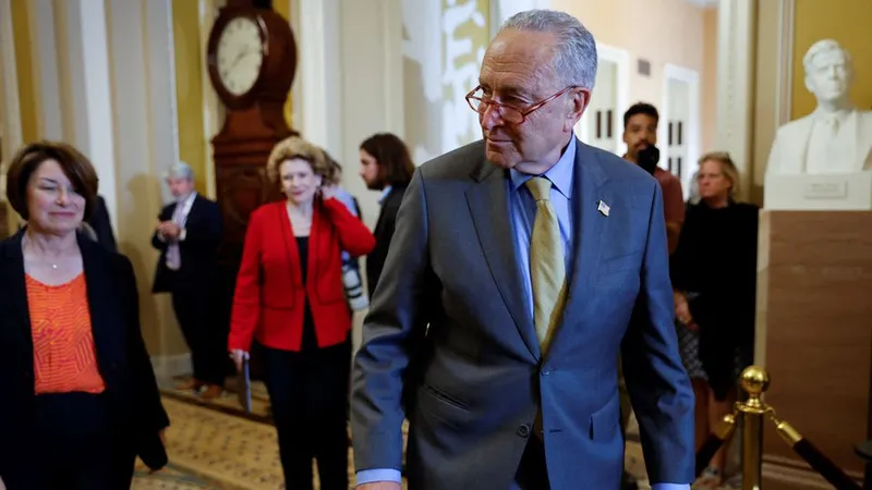 Ông Chuck Schumer, lãnh đạo phe đa số Dân chủ tại Thượng viện Mỹ Ảnh: Reuters