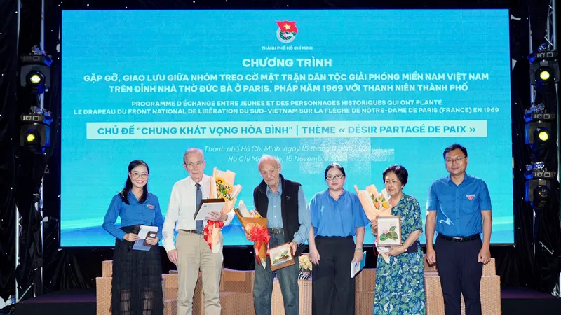 Chung khát vọng hòa bình