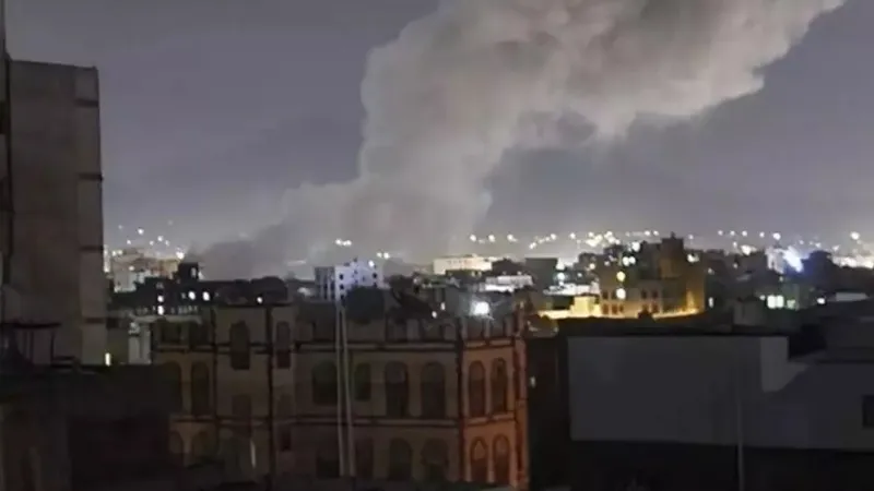 Houthi trả đũa Israel bằng tên lửa