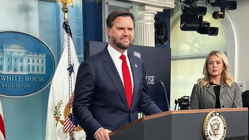 NBC News: Chính phủ Mỹ sớm sa thải nhân viên liên bang