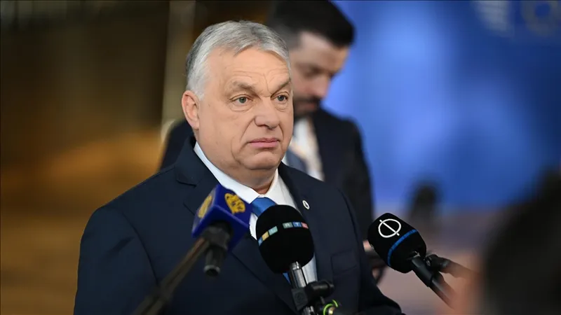 Thủ tướng Hungary dọa ngừng cung cấp khí đốt cho Ukraine
