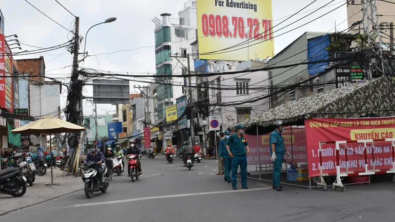 Lượng phương tiện ra vào quận Gò Vấp đã giảm, giao thông ở các chốt ổn định