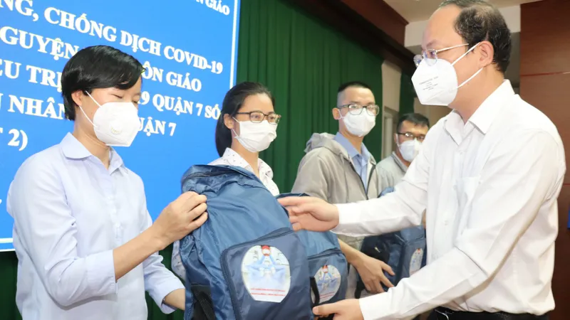 109 tình nguyện viên tôn giáo tham gia tuyến đầu chống dịch Covid-19