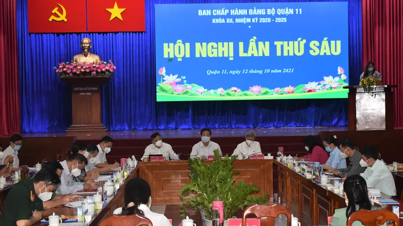 Quang cảnh hội nghị lần thứ 6 Ban Chấp hành Đảng bộ quận 11 khóa XII, nhiệm kỳ 2020 - 2025. 