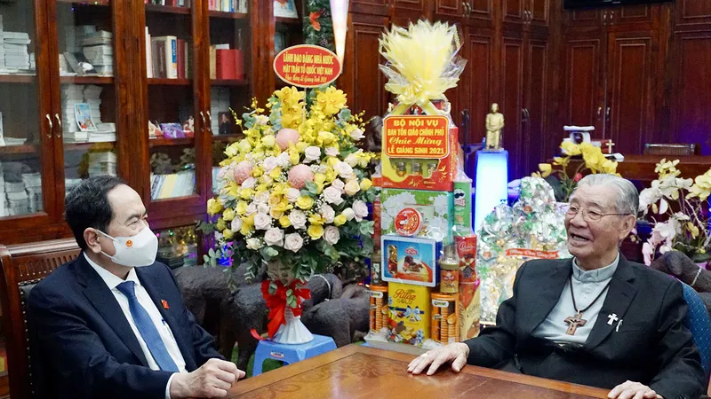 Phó Chủ tịch Thường trực Quốc hội Trần Thanh Mẫn thăm, chúc mừng các cơ sở tôn giáo nhân lễ Giáng sinh năm 2021