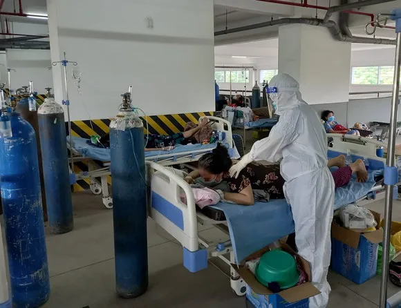 Thủ tướng yêu cầu bảo đảm nguồn oxy phục vụ công tác điều trị bệnh nhân Covid-19