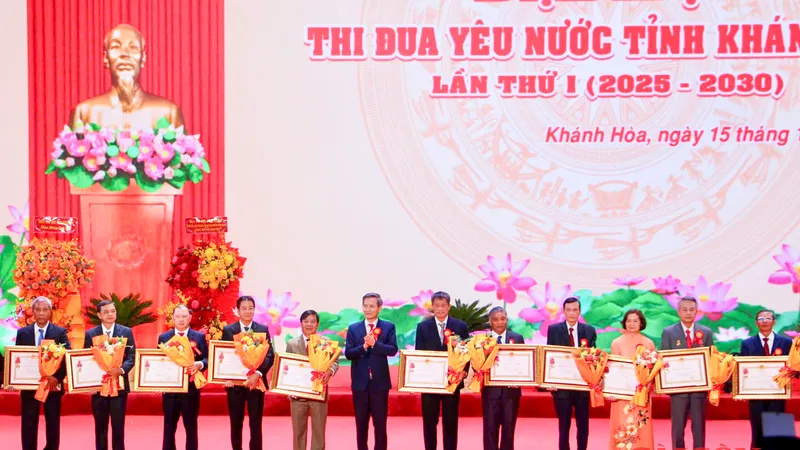 Lan tỏa khí thế thi đua yêu nước tại Khánh Hòa