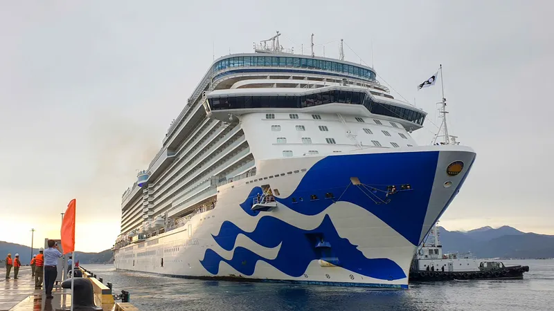 Khánh Hòa đón tàu Discovery Princess cùng 1.200 khách