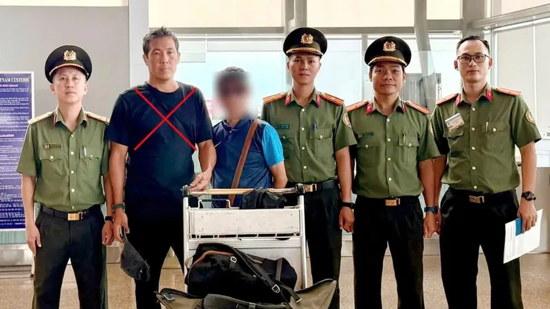 Khánh Hòa: Trục xuất đối tượng truy nã đỏ của Interpol